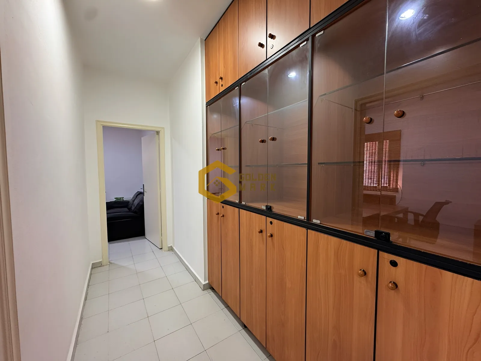 Office for rent in Baouchriyeh
