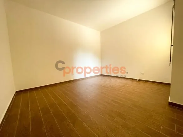 Apartment for Sale in Haret Sakher