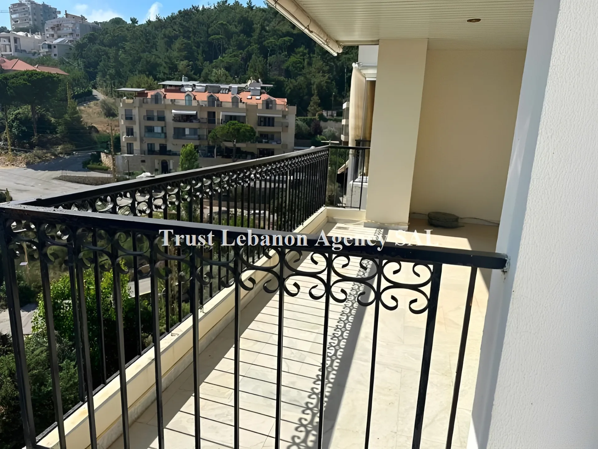Apartment for Sale in Metn Baabdat Lebanon - 3 bed, 4 bath