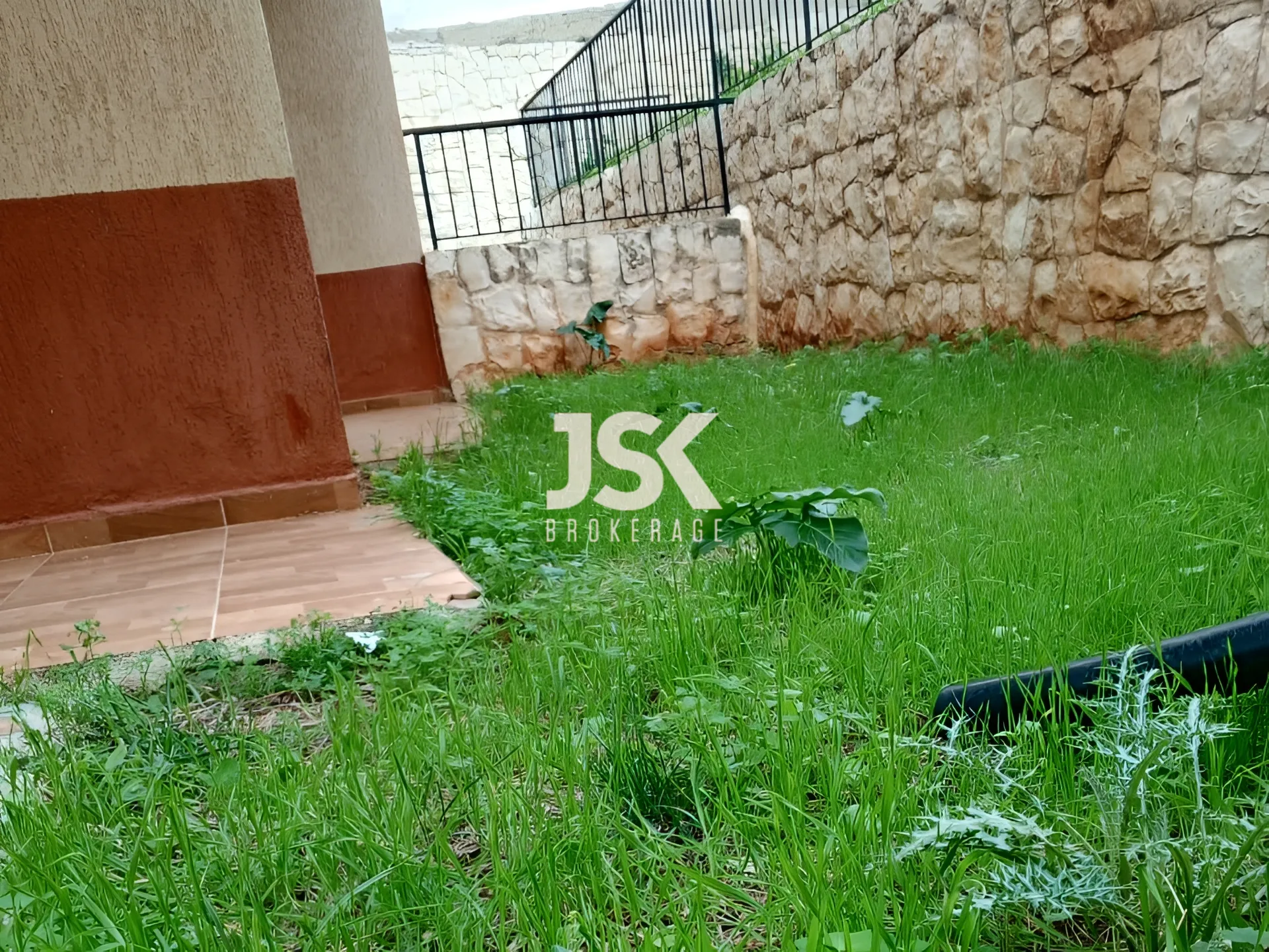 Apartment for Sale in Halat