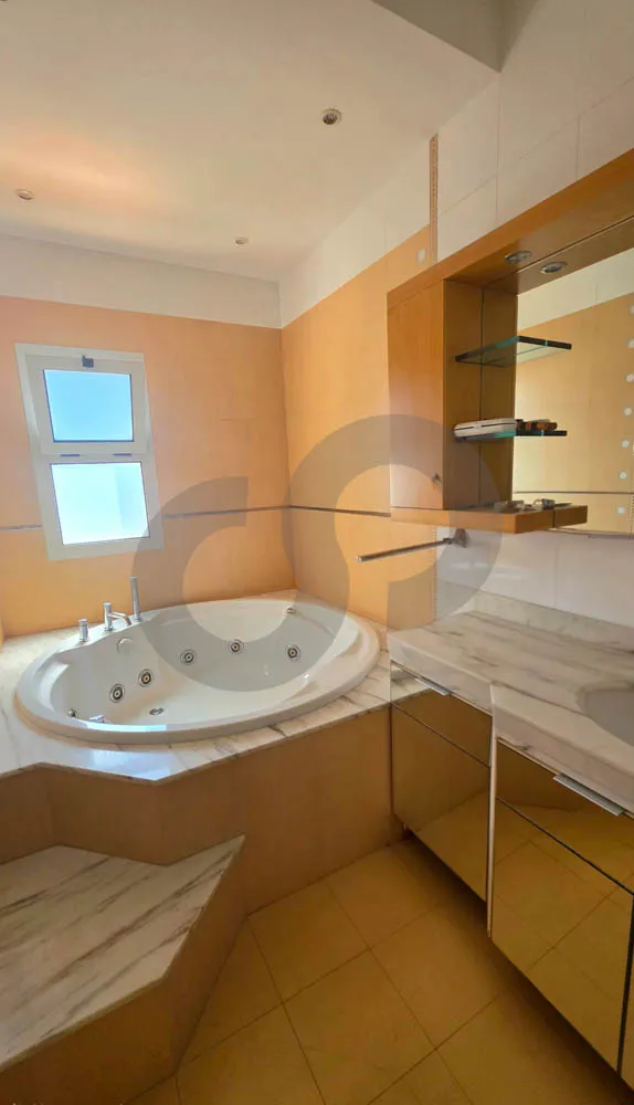 Building for Rent in Kfar Hbab