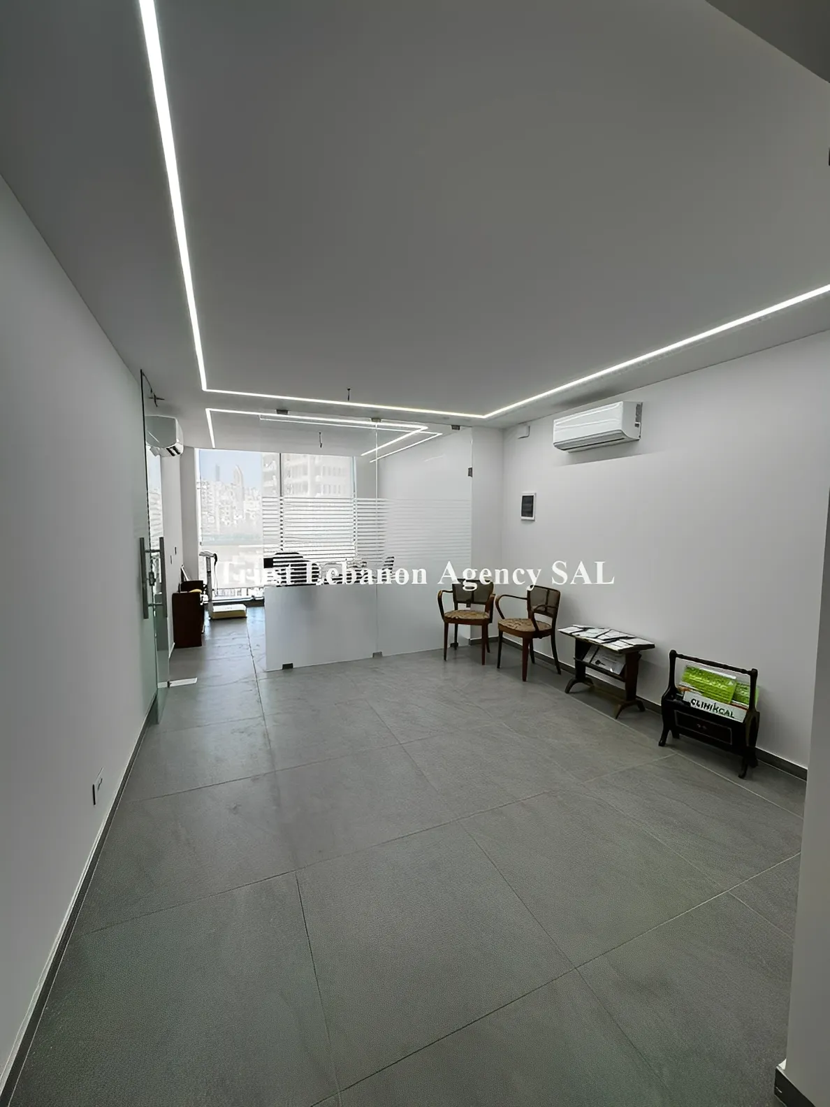 Office For Rent in Metn, Dekweneh