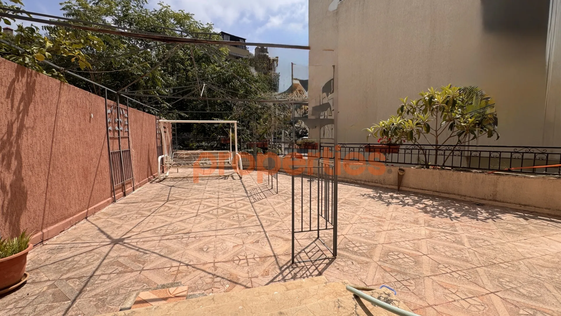 Apartment for Sale in Dik El Mehdi