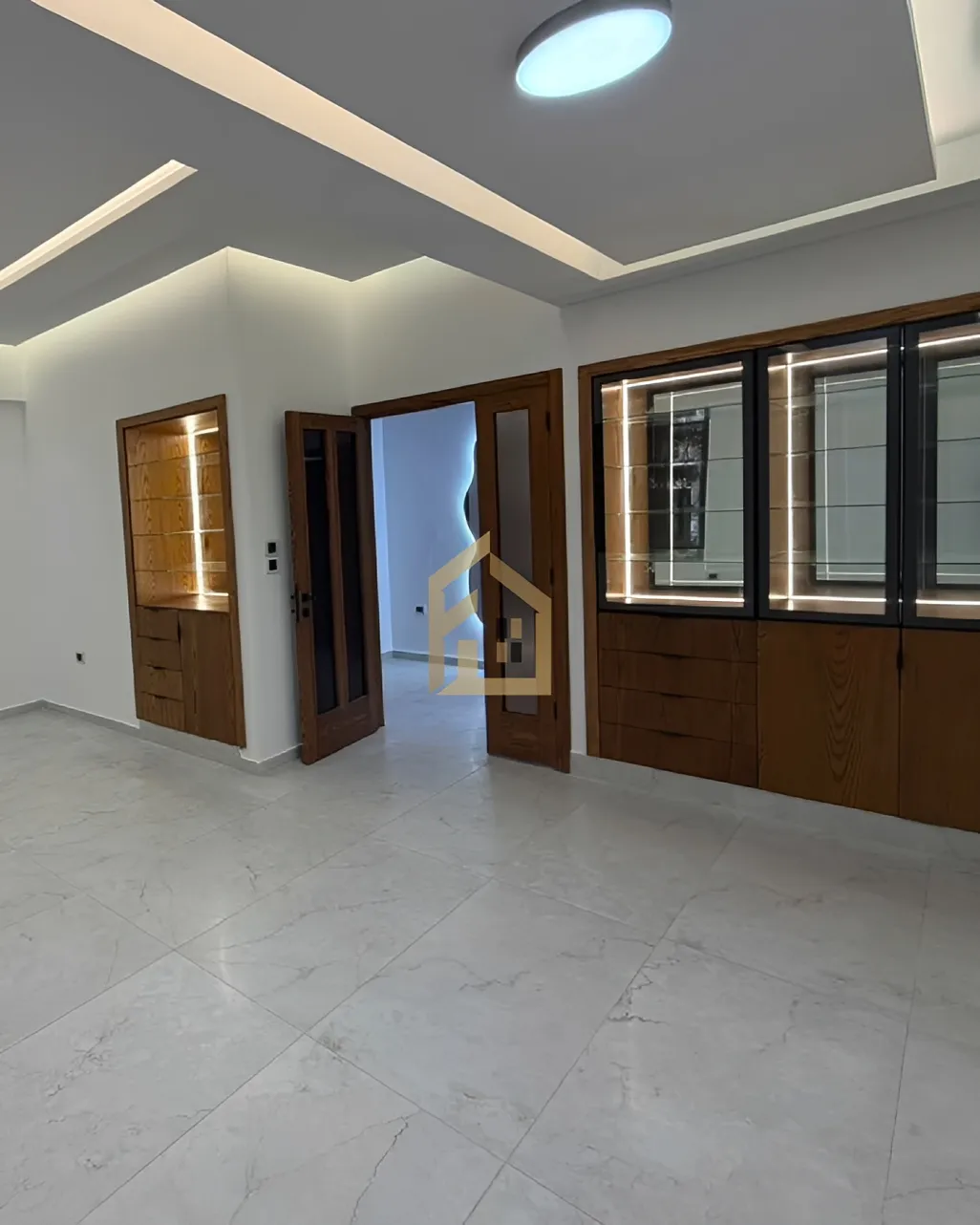 Apartment for rent in Hamra, Beirut, Lebanon