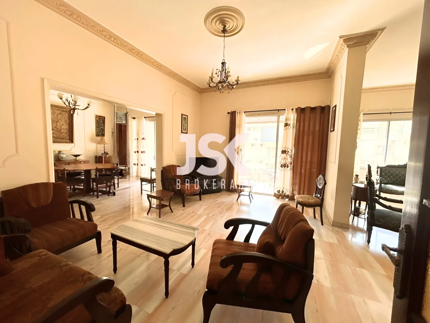 Apartment for sale in Sakiet El Janzeer, Bayrut, Lebanon