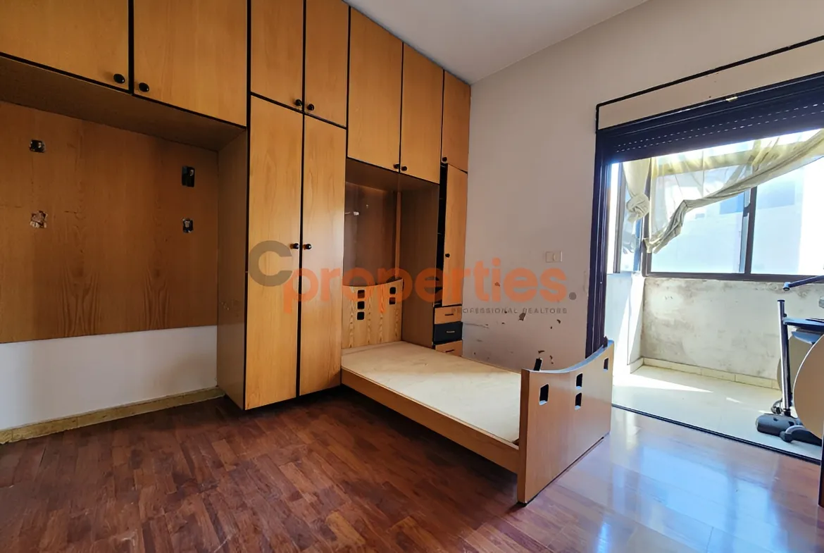 Apartment for Sale in Ballouneh