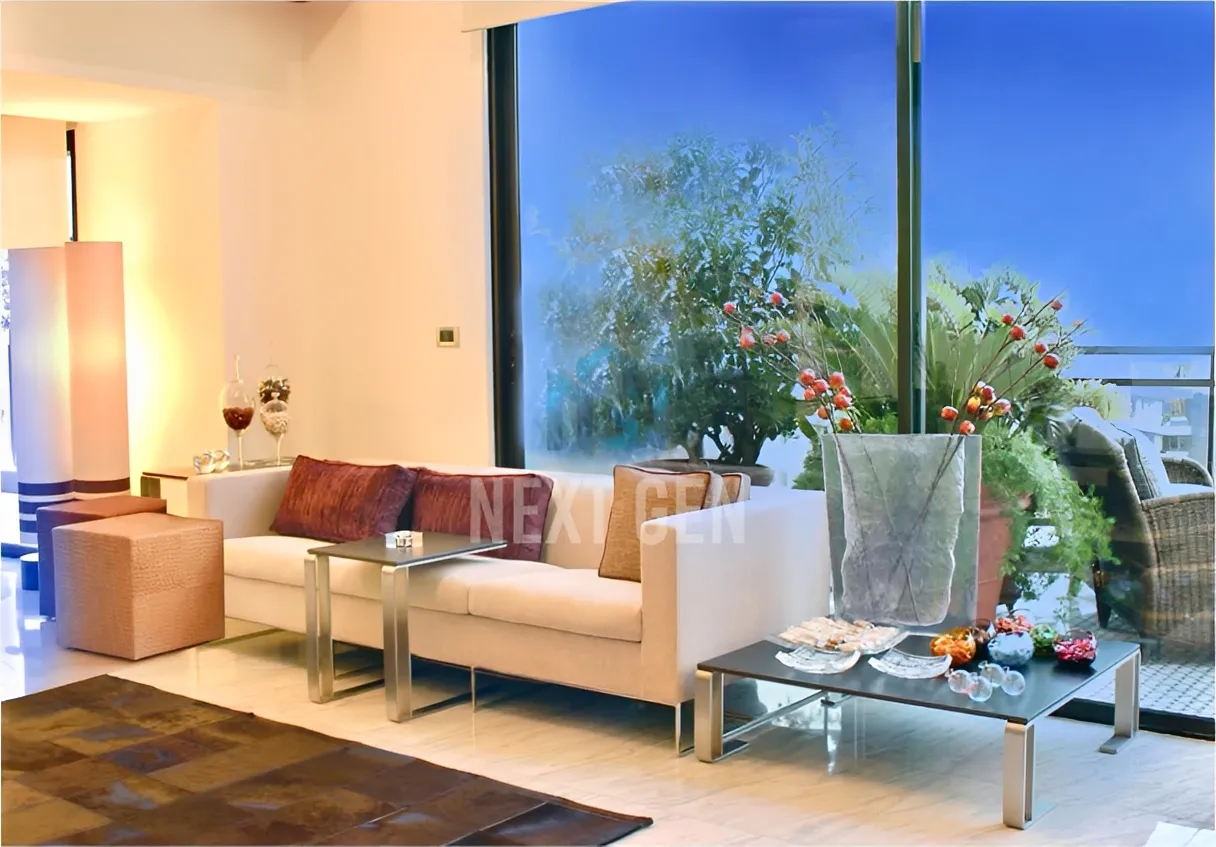 Apartment for sale in Ain Al Mraiseh, Beirut, Lebanon - 4 bed, 6 bath