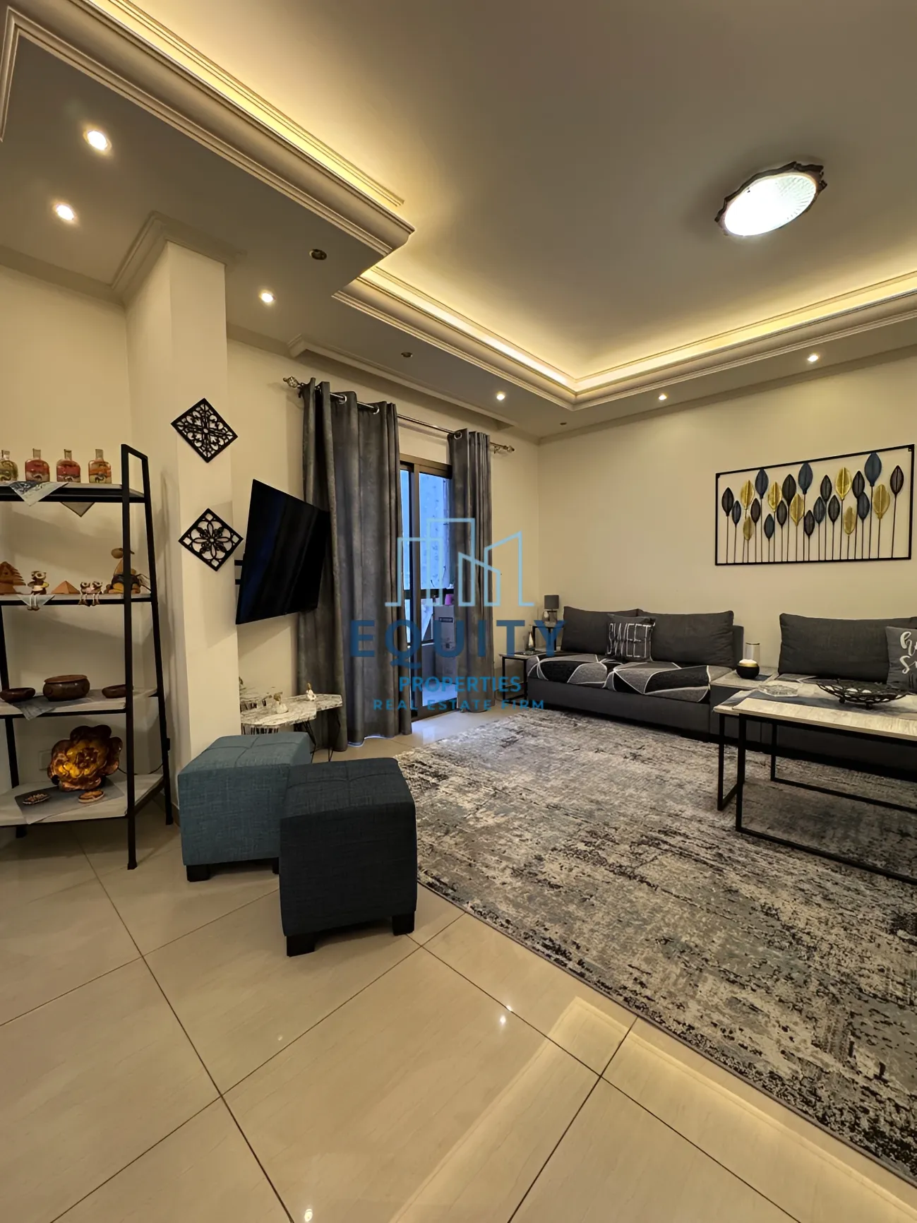 Apartment for sale in Bechara El Khoury, Bayrut, Lebanon - 3 bed, 4 bath