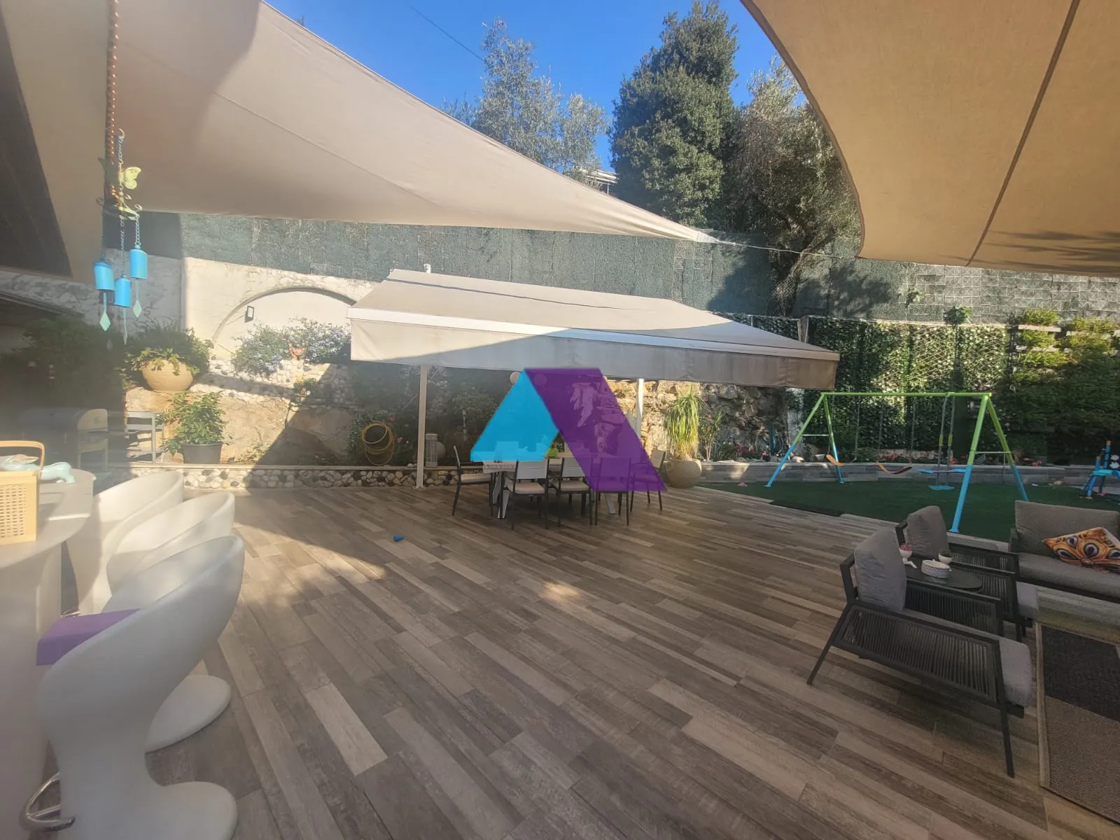 Apartment for Sale in Ain Saadeh - 4 bed, 4 bath