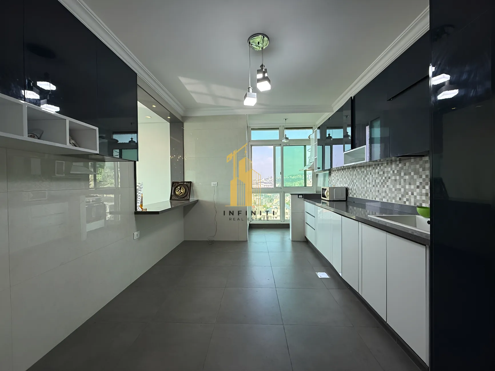 Duplex for rent in Chouaifet El Aamroussieh, Lebanon