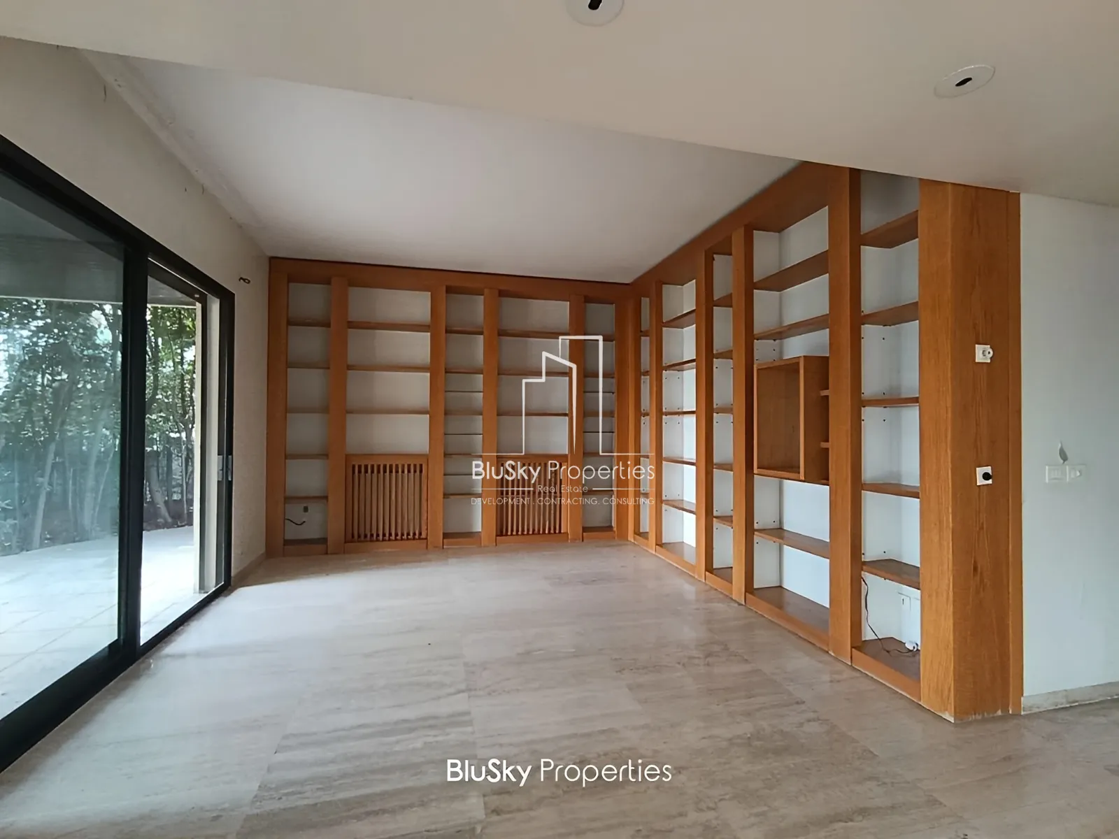 Apartment for Sale in Adma - 5 bed, 7 bath
