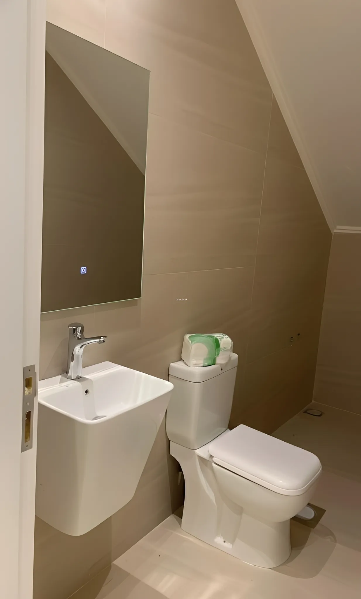 Shop for rent in Ajaltoun