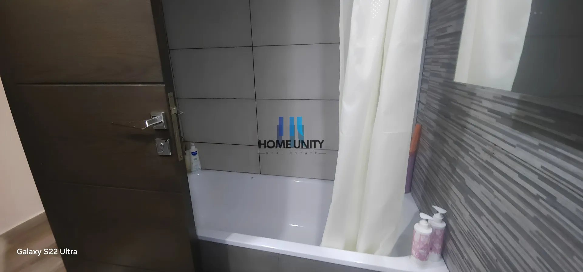 Apartment for Sale in Ras Al Nabaa