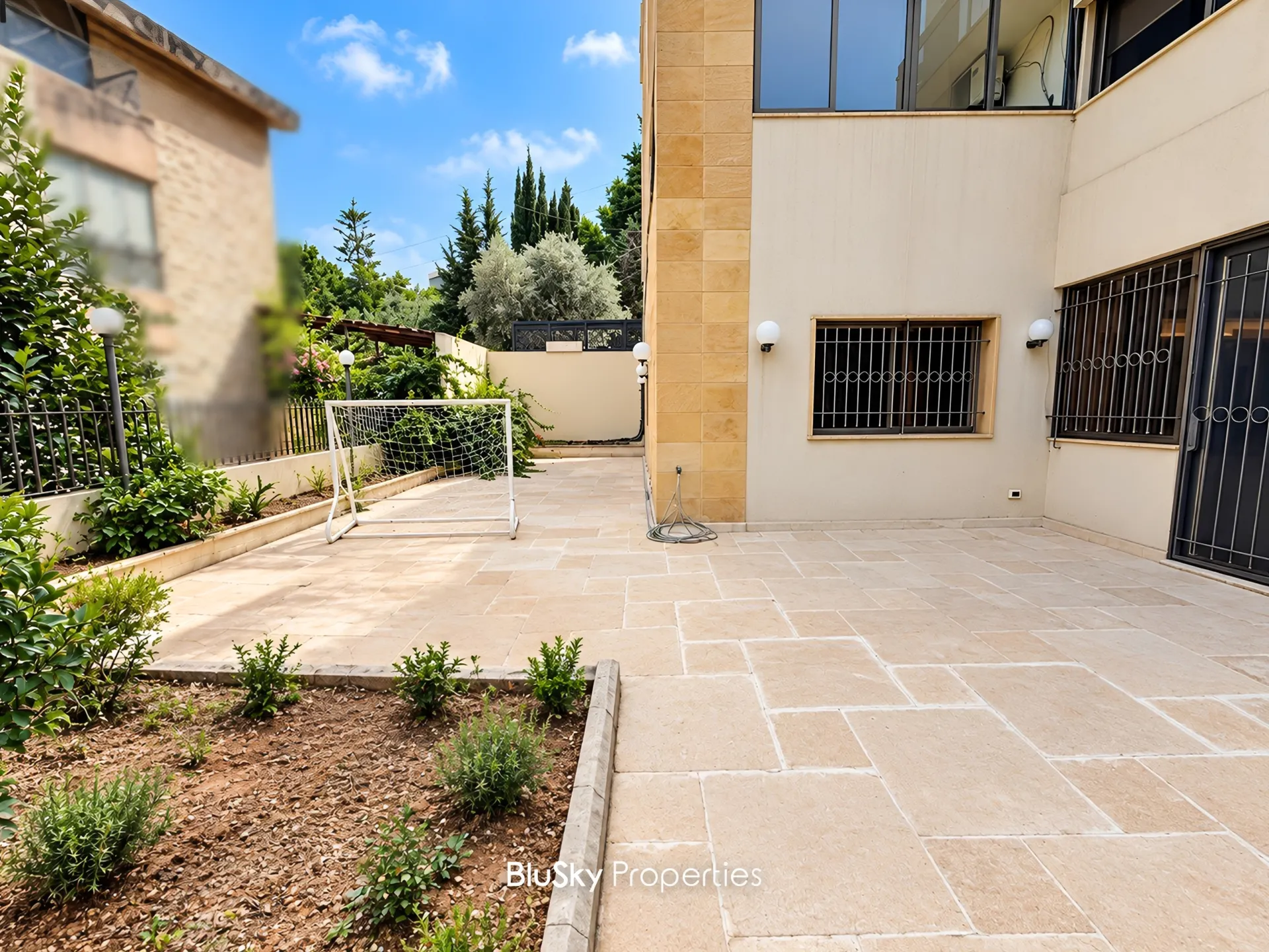 Apartment for rent in Ain saadeh, lebanon