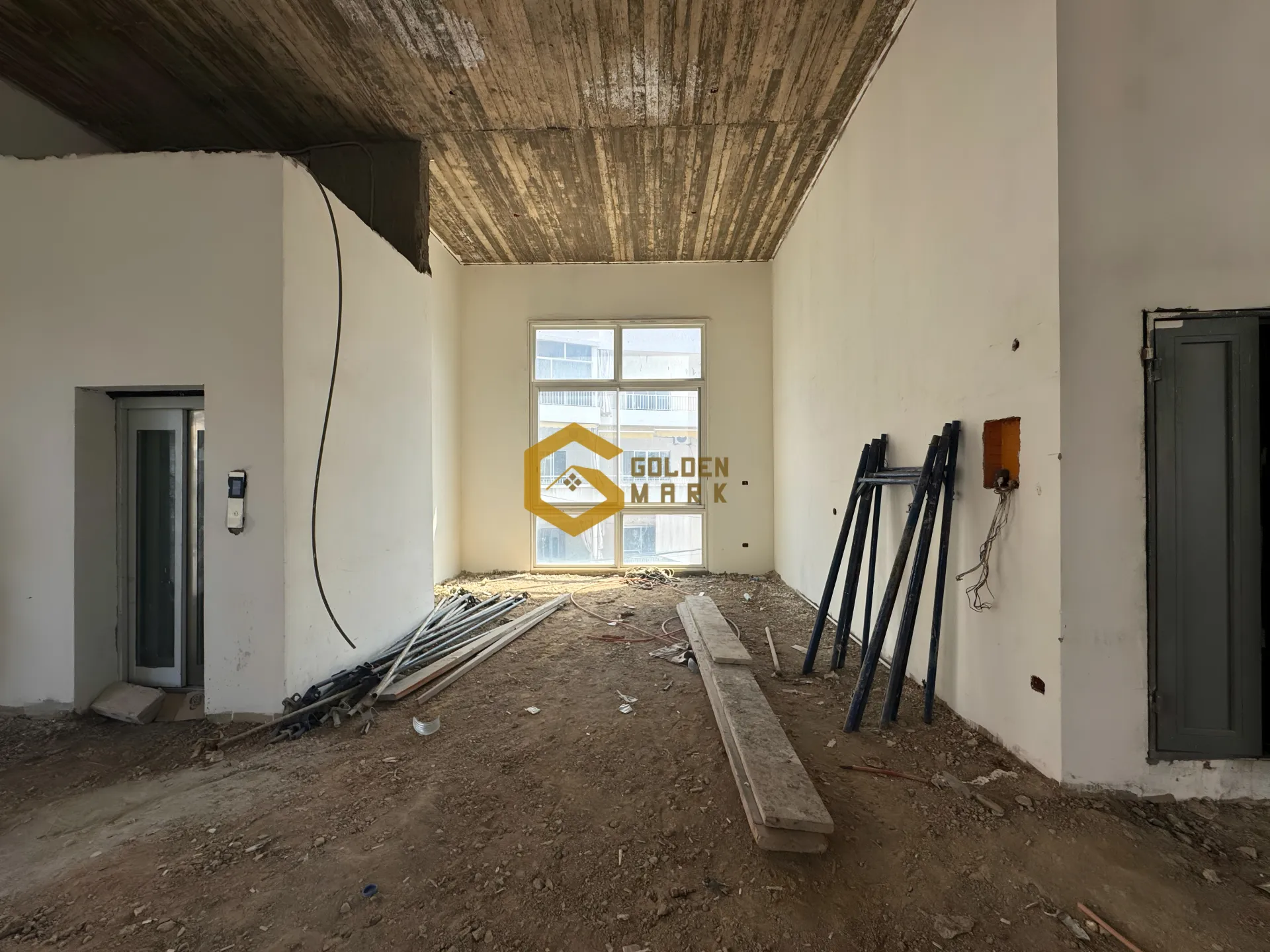 Showroom for Rent in Sin El Fil