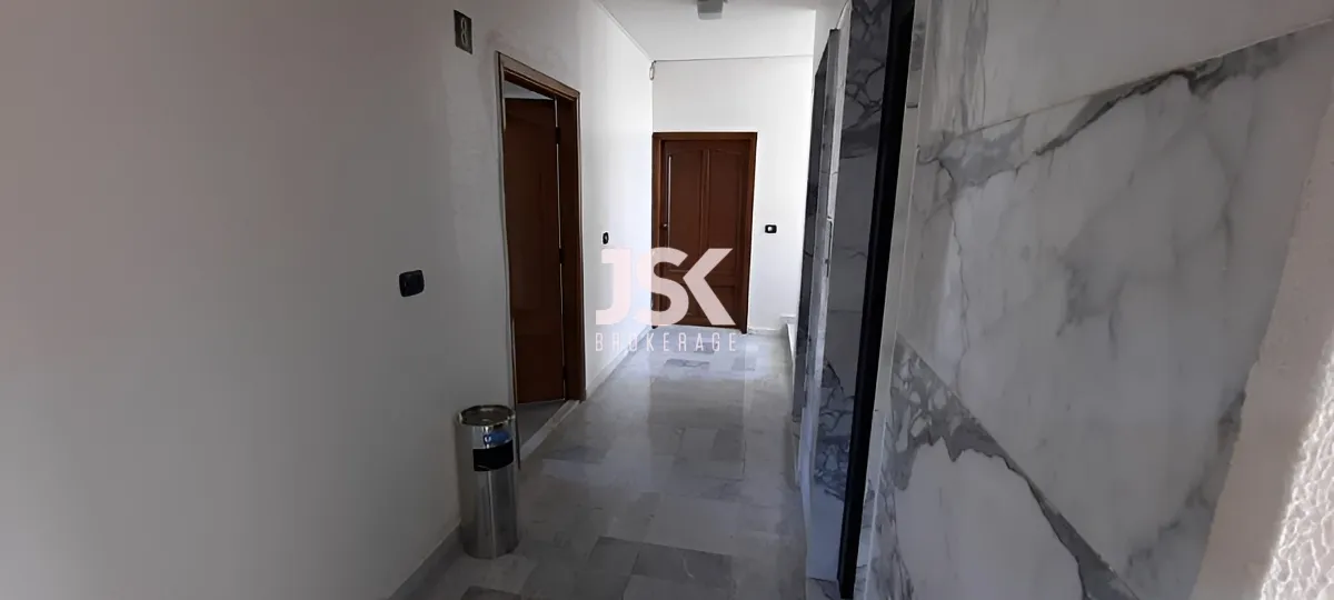 Office for rent in Jal El Dib
