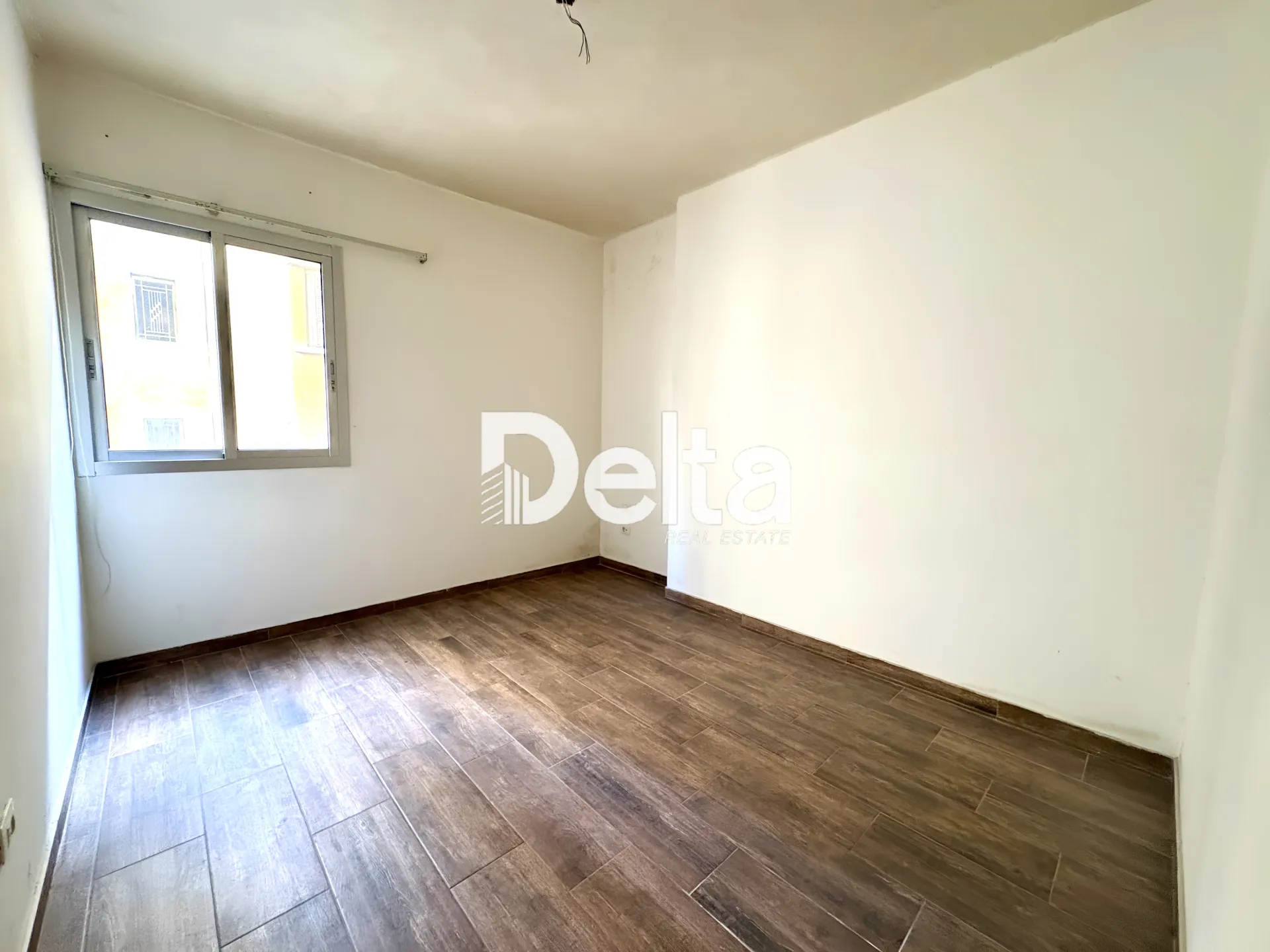 Apartment for rent in Ras Al Naba'a