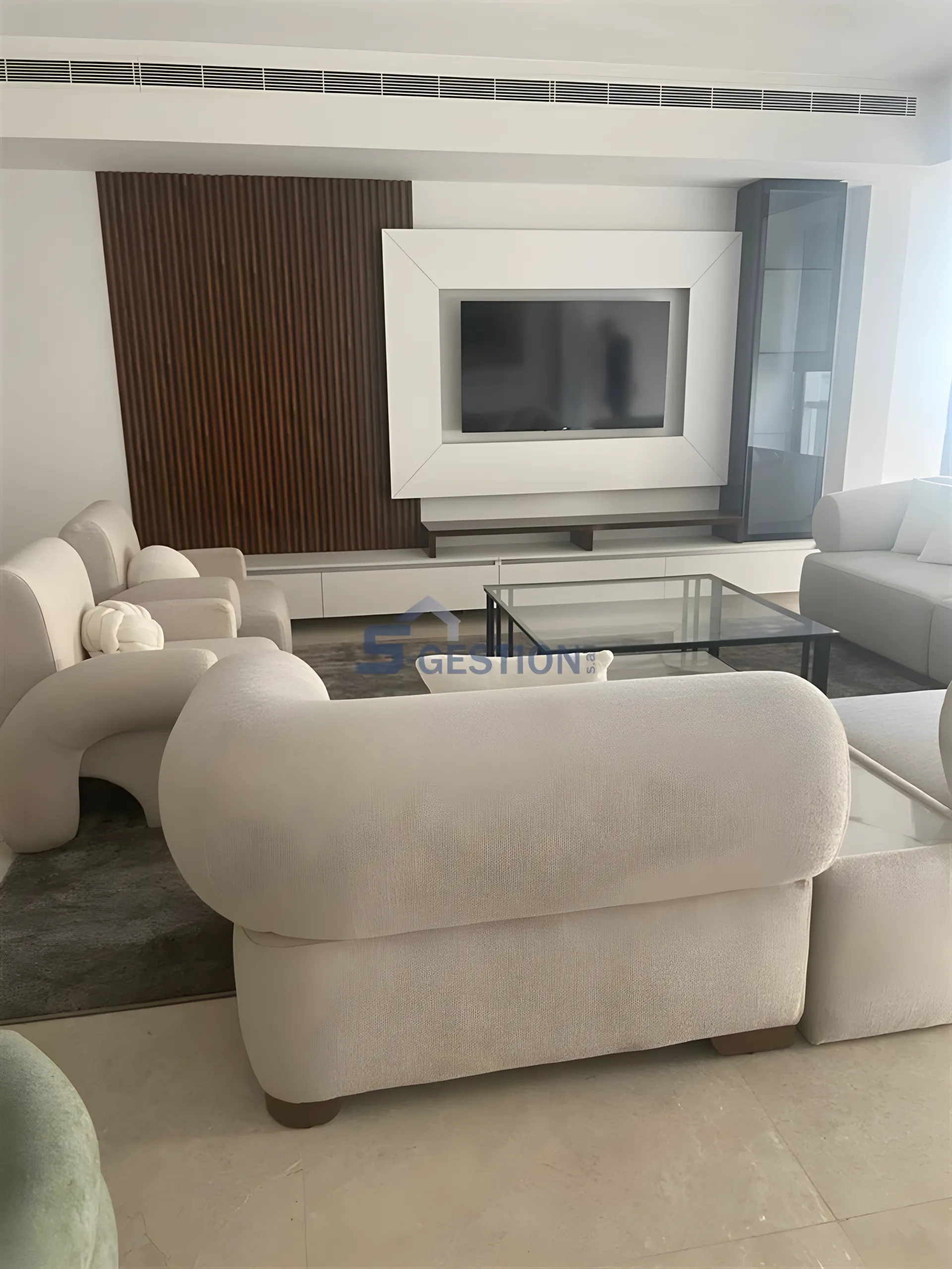 Apartment for Rent in Achrafieh