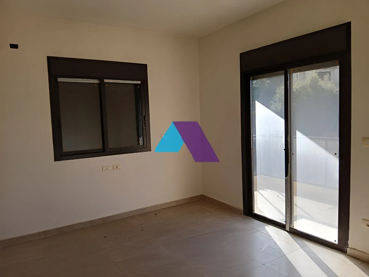 Apartment for Sale in Atchane - 3 bed, 3 bath
