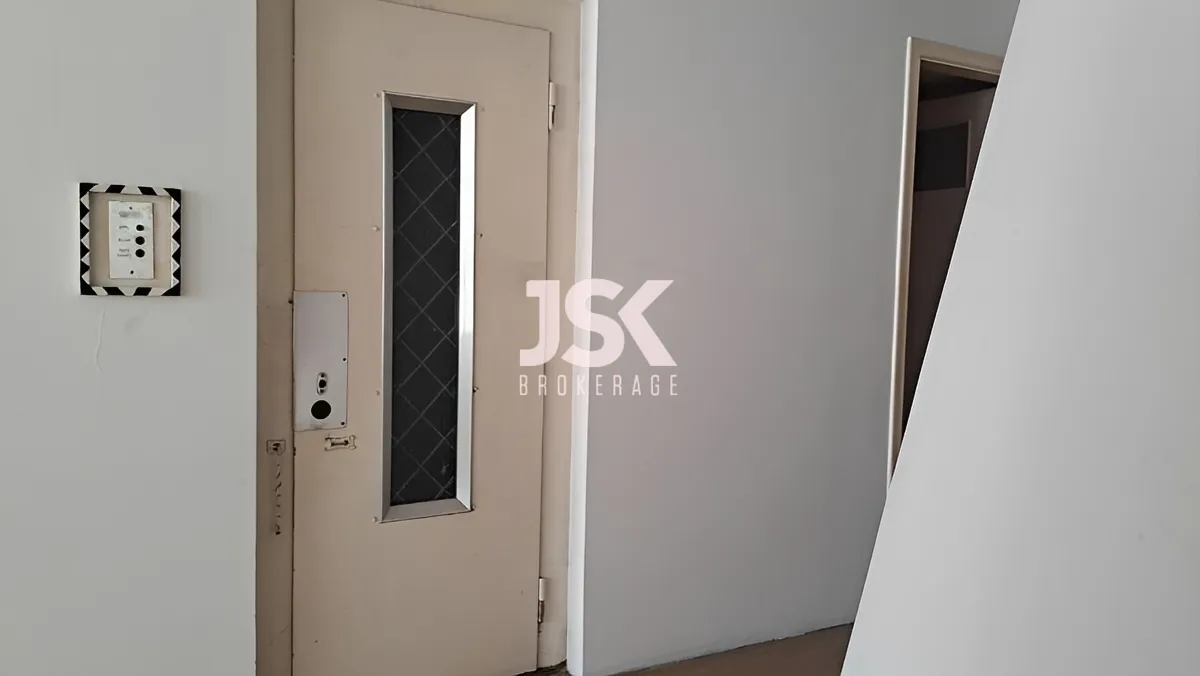 Apartment for Sale in Mar Elias, Beirut, Lebanon