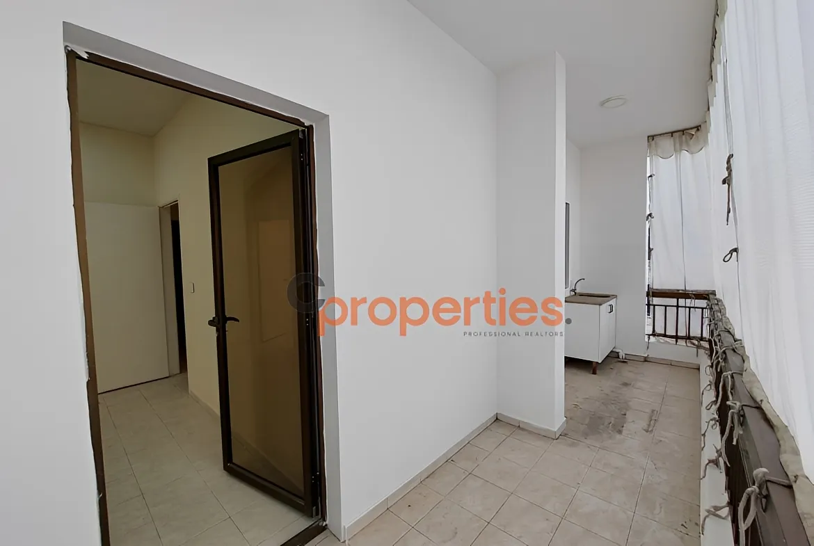 Office for Rent in Jdeideh
