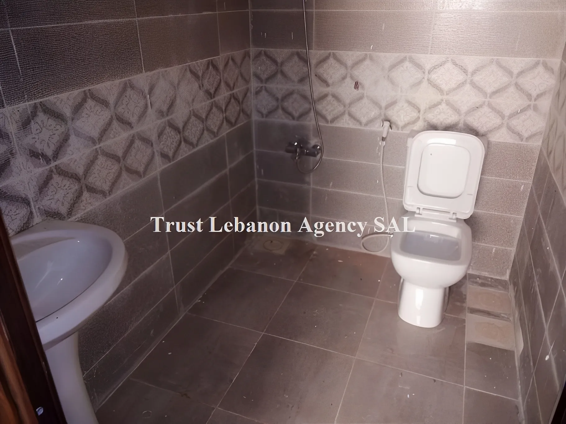 Apartment for Sale in Choueifat, Al Aamroussieh - 3 bed, 3 bath