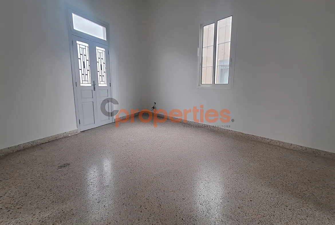 Office for Rent in Baabda