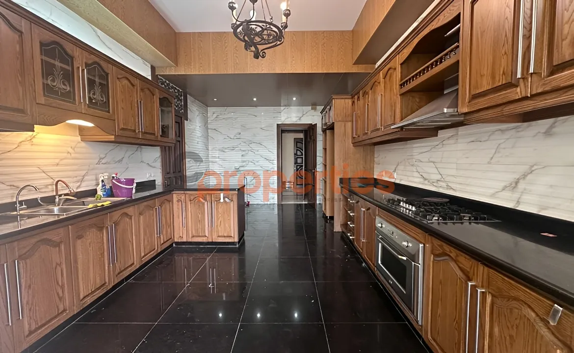 Apartment for Rent in Manara