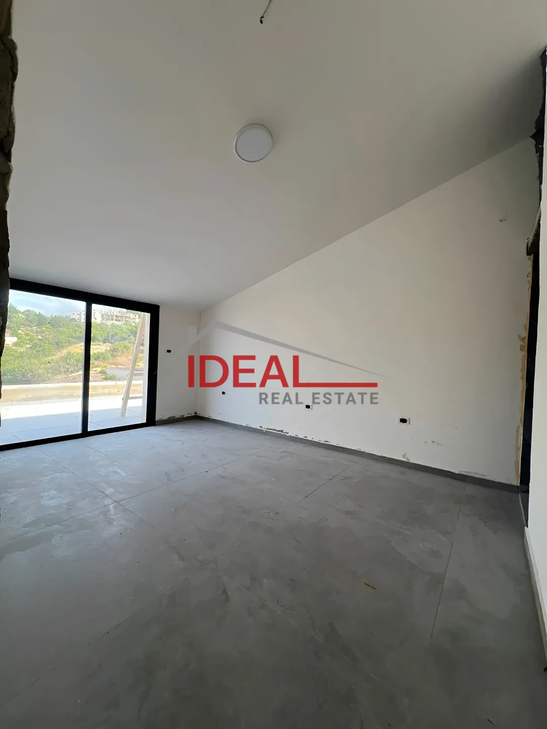 Apartment for sale in Halat