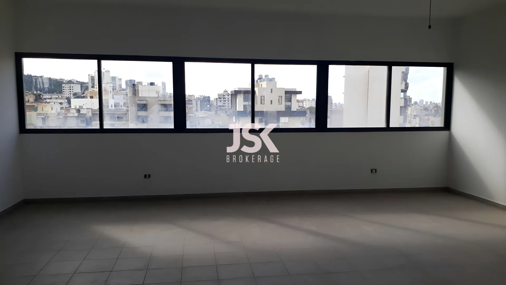 Office for Rent in Jdeideh