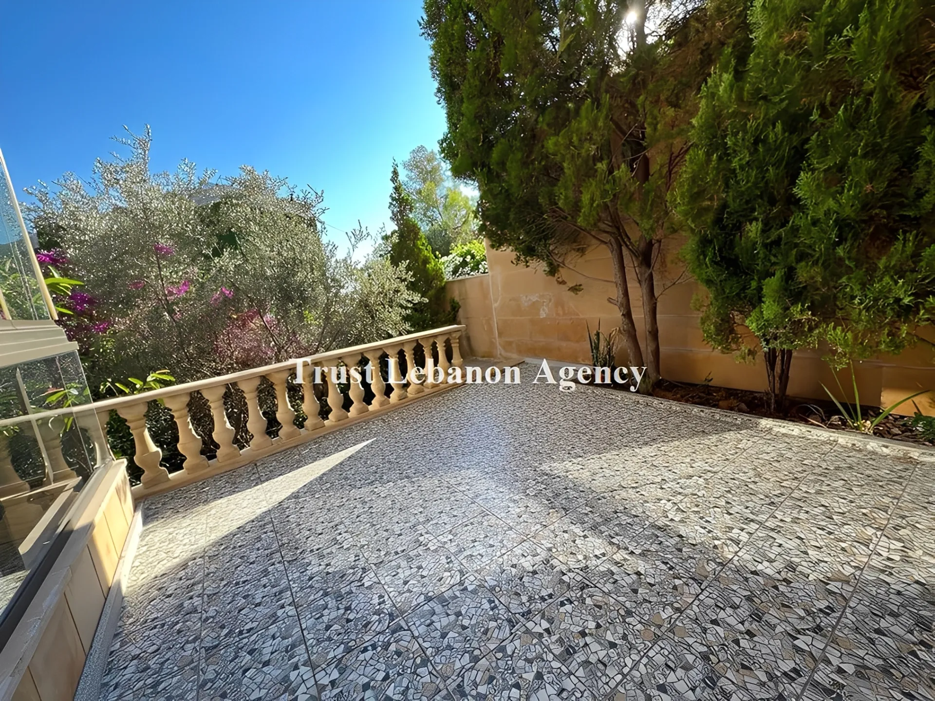 Apartment for Sale in yarzeh Baabda Lebanon