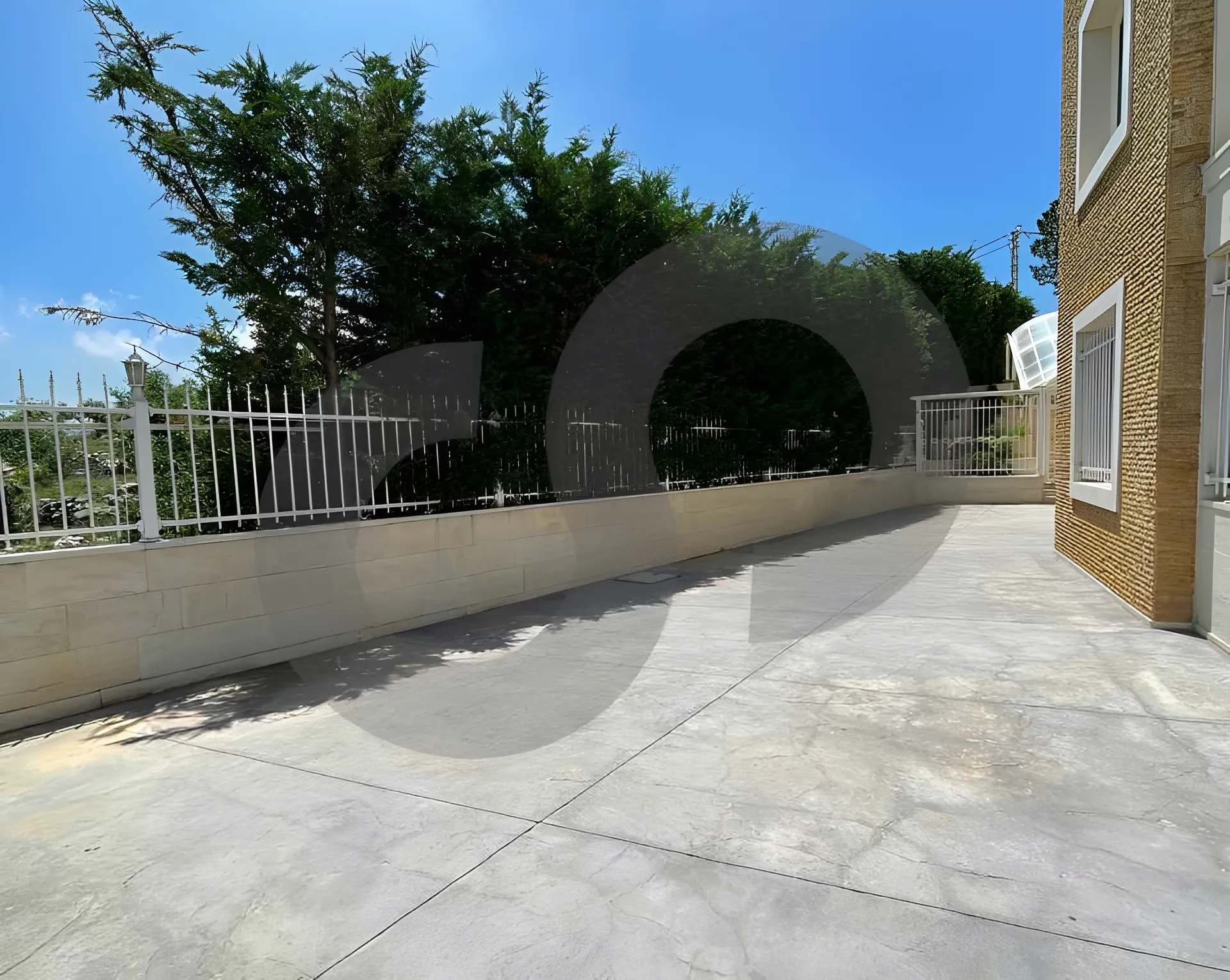 Apartment for Sale in Aley