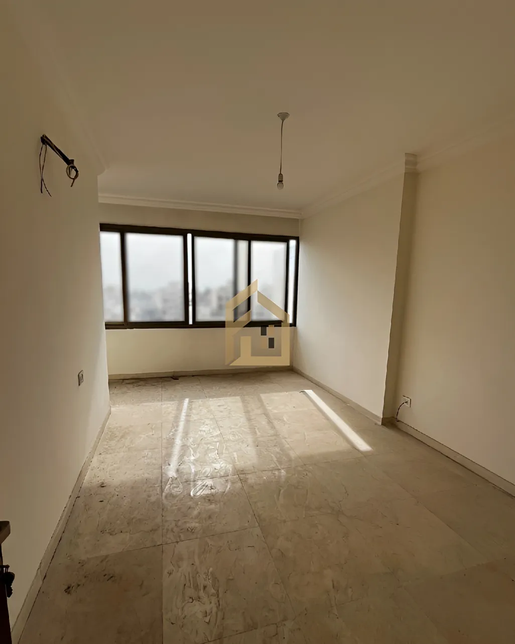 Apartment for sale in Bourj Abi Haydar, Beirut, Lebanon - 3 bed, 3 bath
