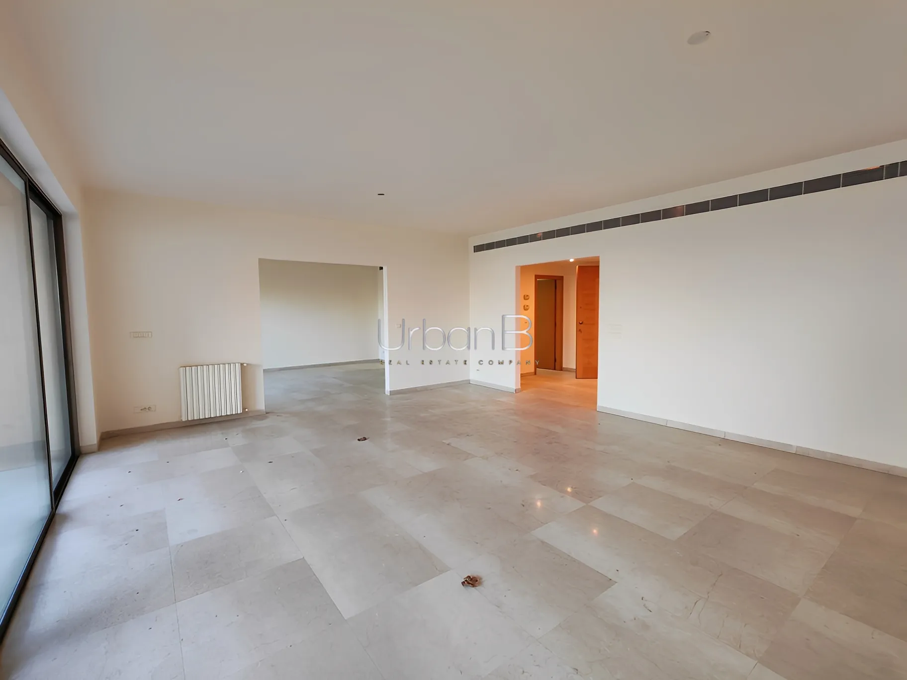 Apartment for Rent in Caree d'or, Achrafieh