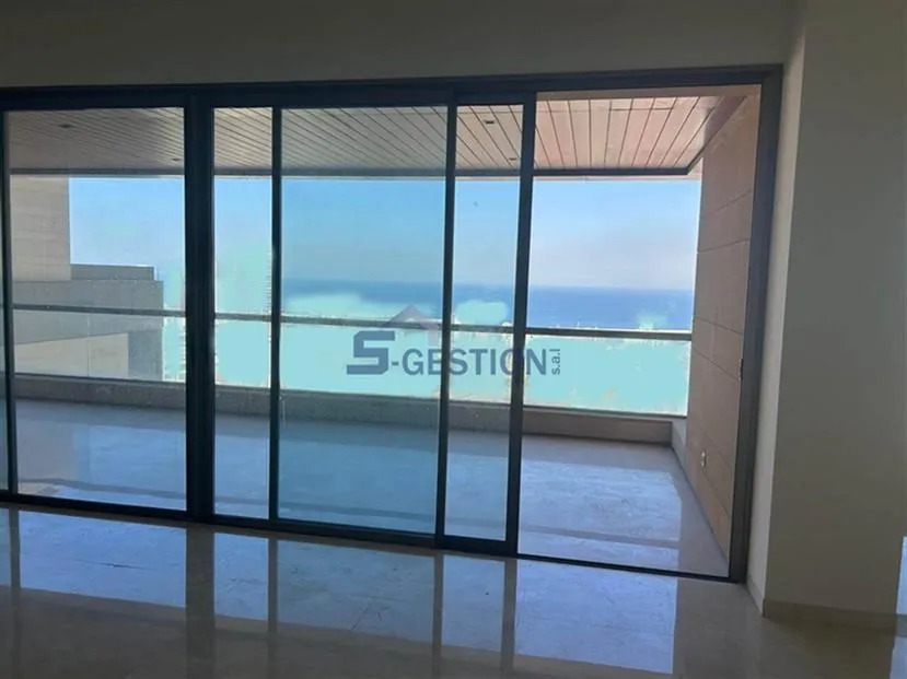 Apartment for Rent in Achrafieh - 3 bed, 5 bath