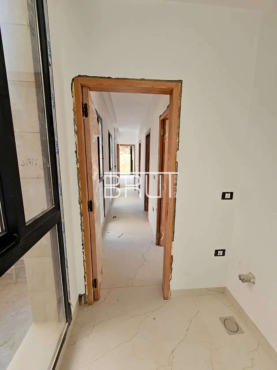 Apartment for Sale in Sehayleh - 3 bed, 4 bath