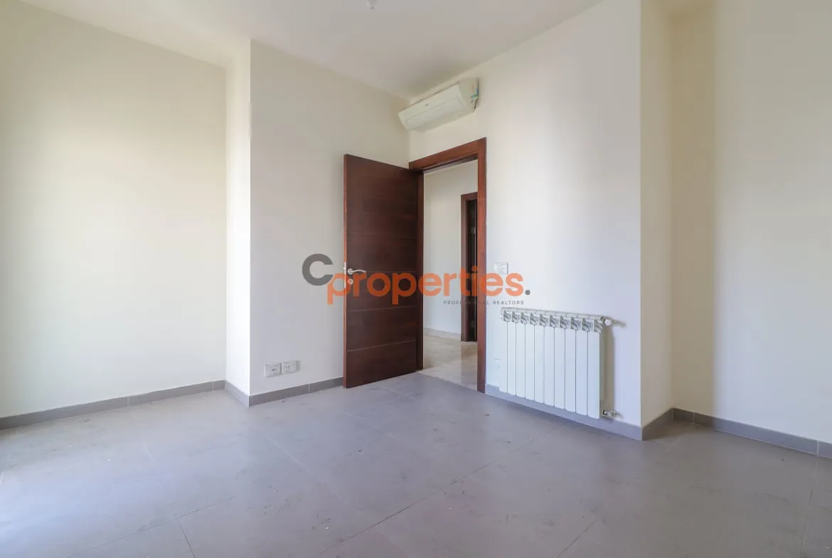 Apartment for Sale in Sioufi