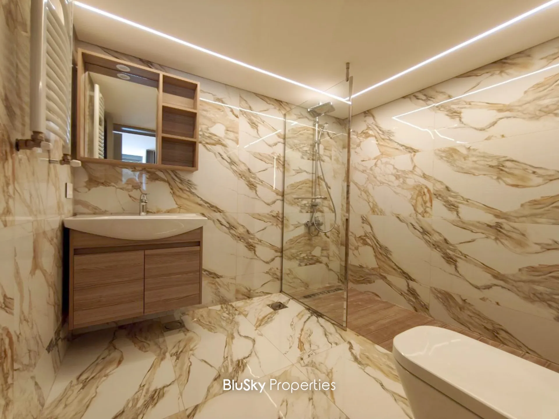Apartment for sale in Adma w dafnah, lebanon