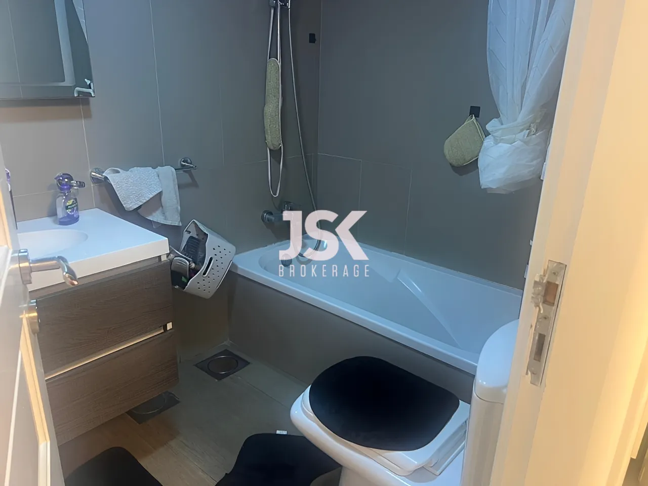 Apartment for Sale in Aley