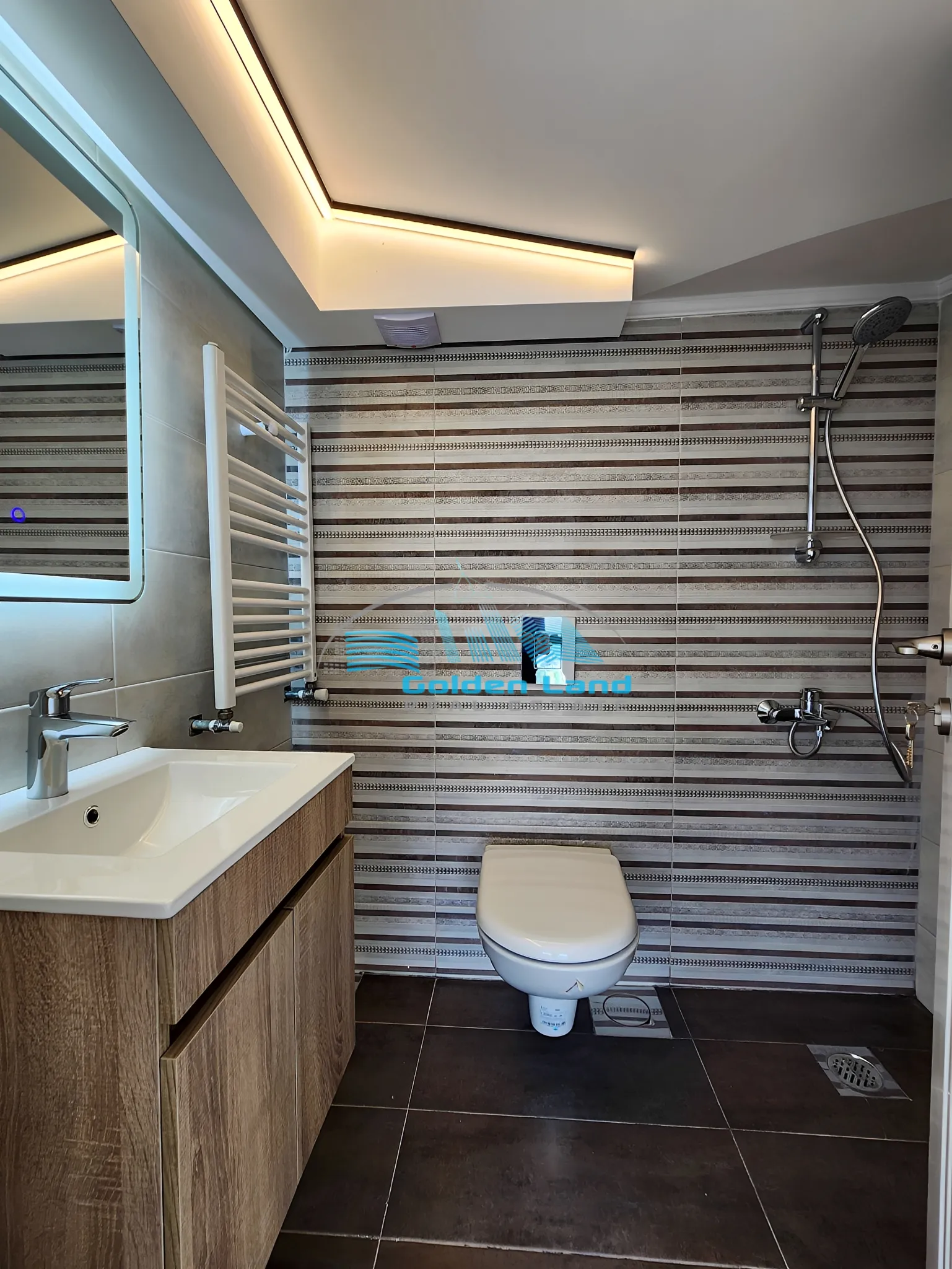 Duplex for Sale in Zaarour