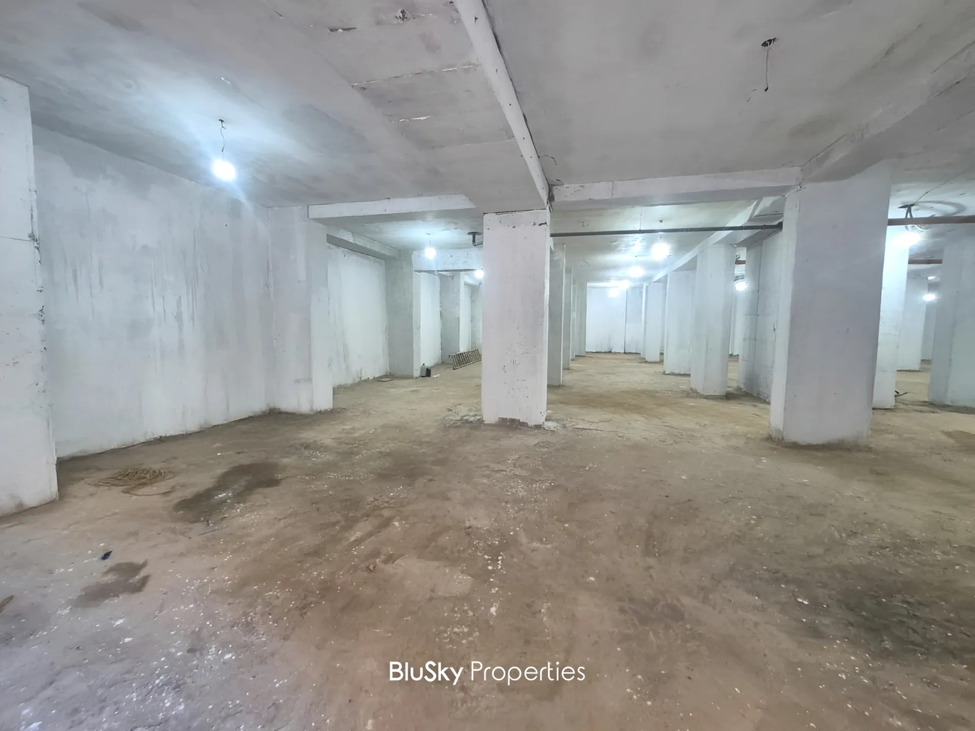 Warehouse for sale in Hazmieh, lebanon