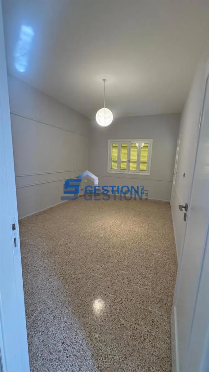 Apartment for Rent in Achrafieh - 2 bed, 1 bath