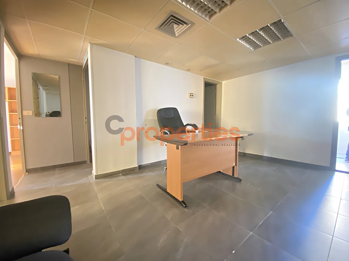 Office for Rent in Zalqa