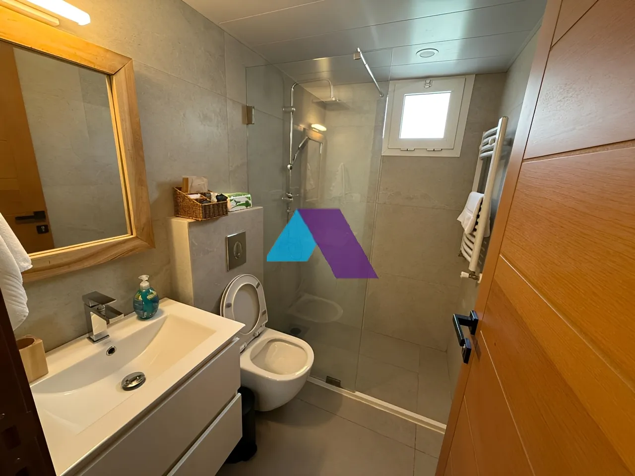 Chalet for Sale in Faraya - 1 bed, 1 bath