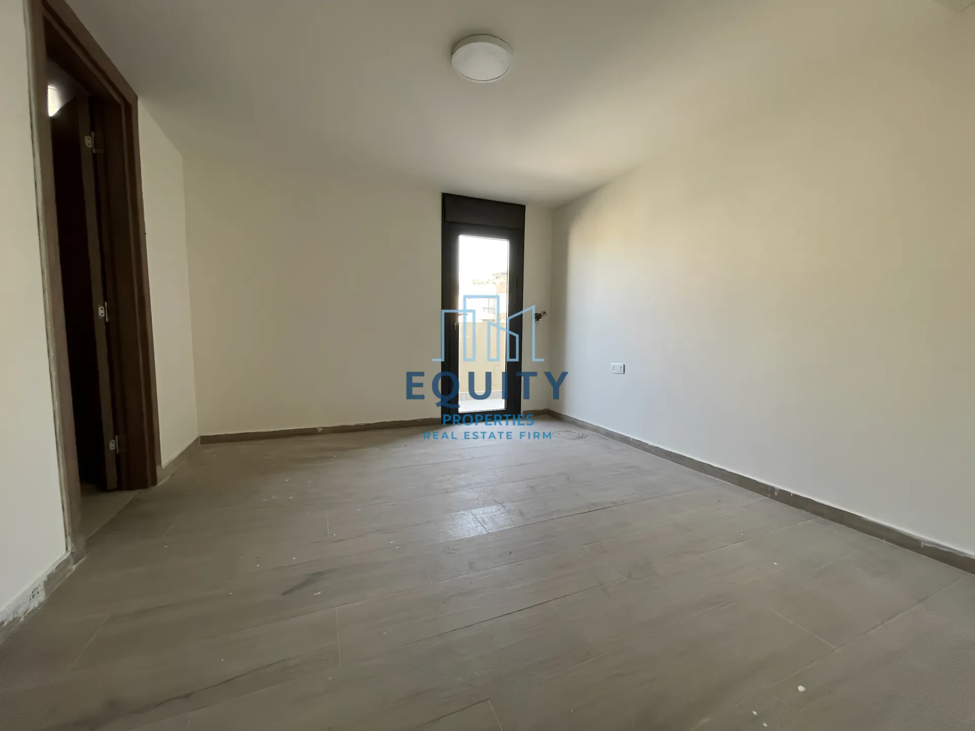 Apartment for sale in Zouk Mosbeh - 3 bed, 4 bath