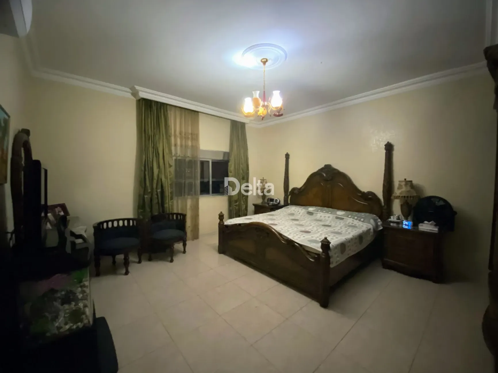 Apartment for sale in Dawhet Aramoun, Lebanon - 4 bed, 5 bath