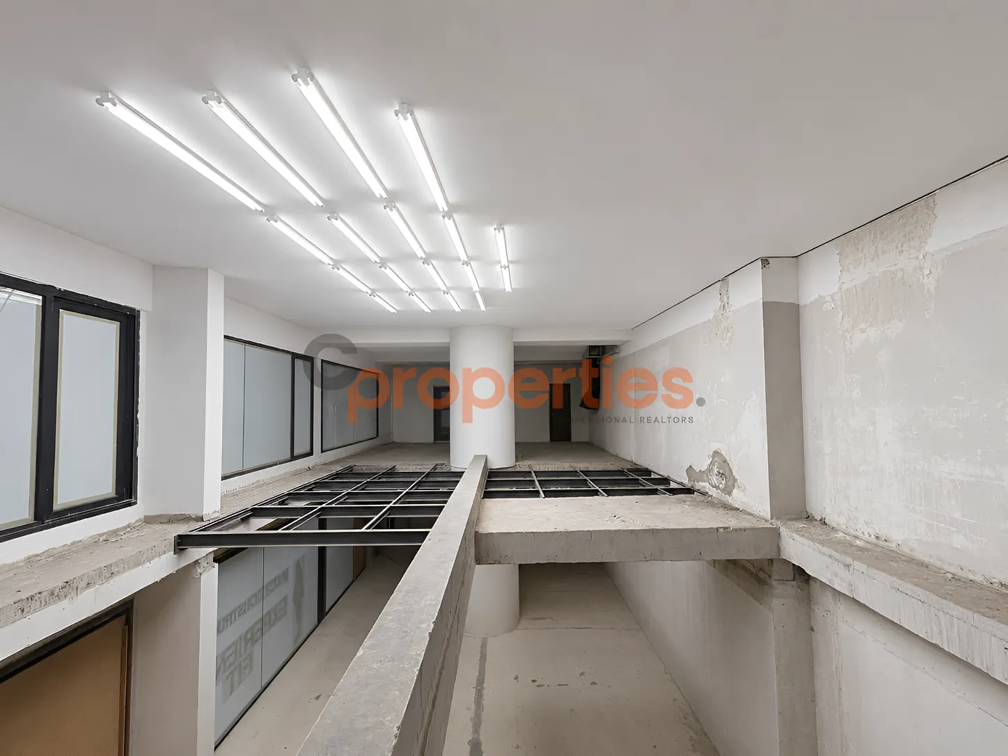 Shop for rent in Hamra, Beirut, Lebanon