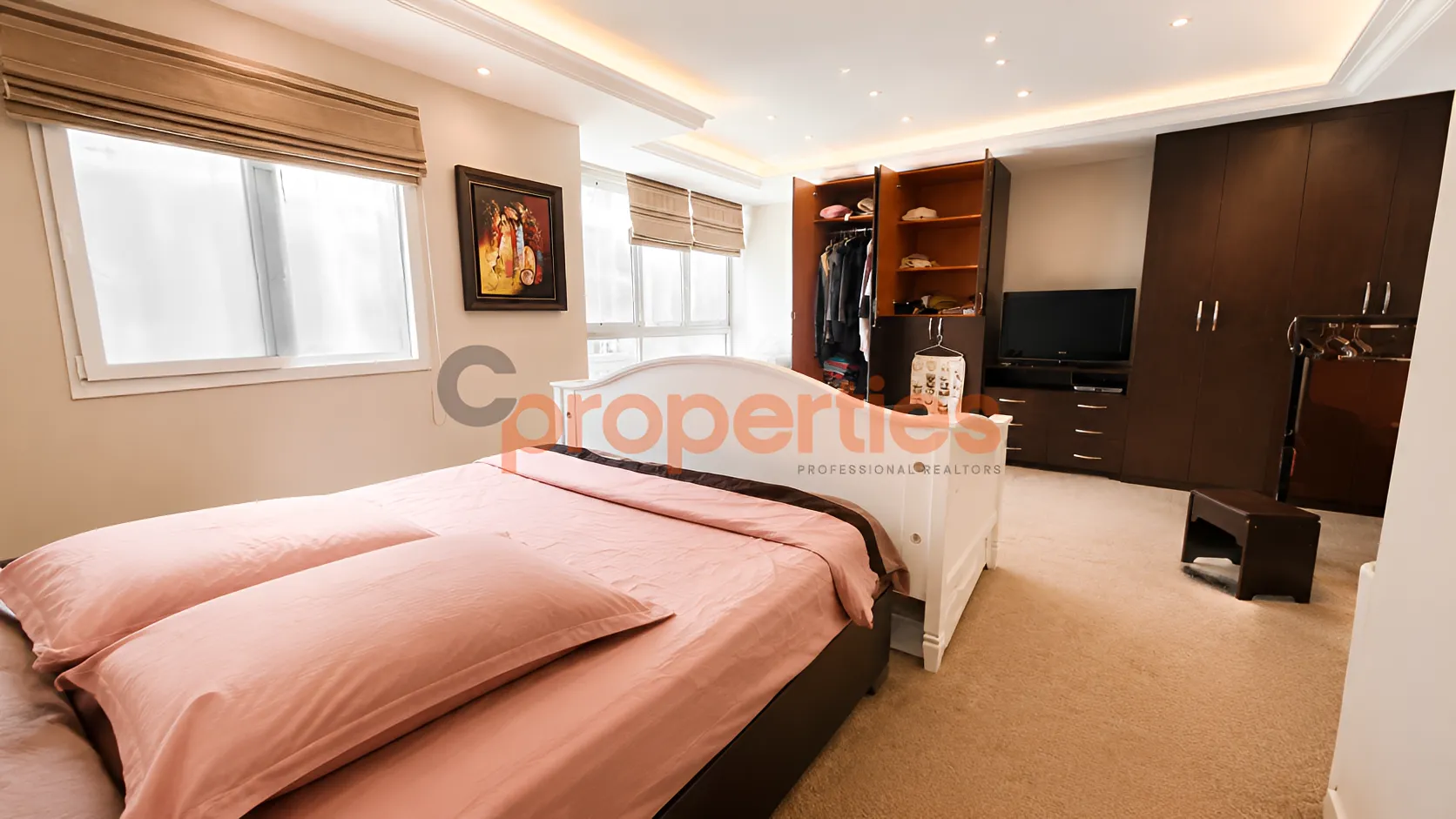 Apartment for sale in Ras Beirut