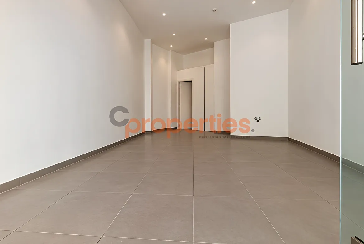 Shop for Rent in Clemenceau