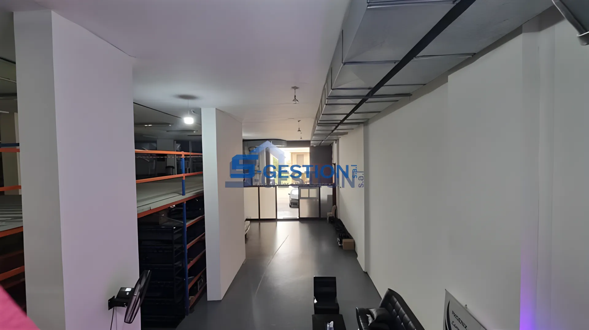 Commercial property for Rent in Jdeideh